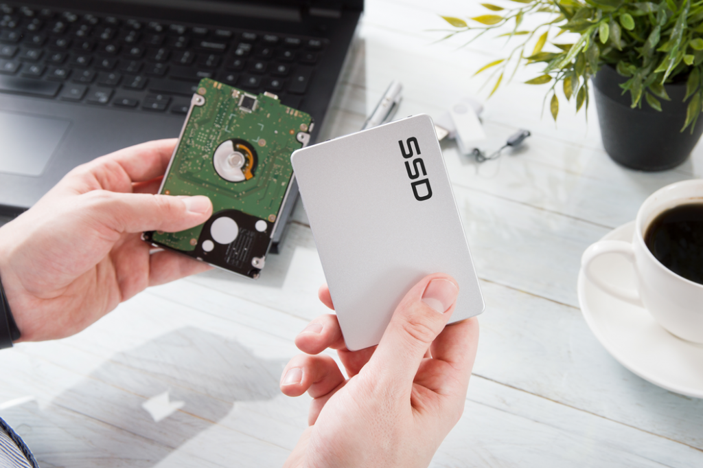 SSD vs HDD Hosting: What's the Difference