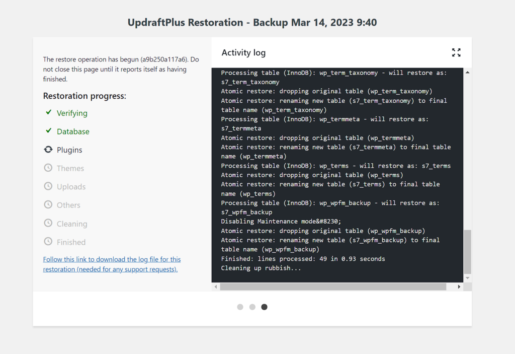UpdraftPlus restoration in progress with logs and component progress being displayed