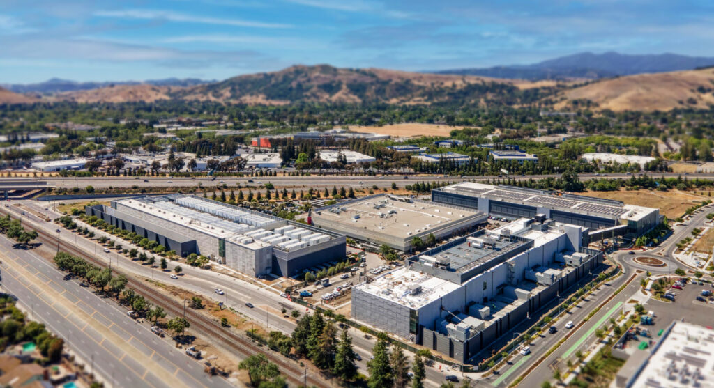 Aerial photo of the Digital Realty Data Center in Los Angeles, California